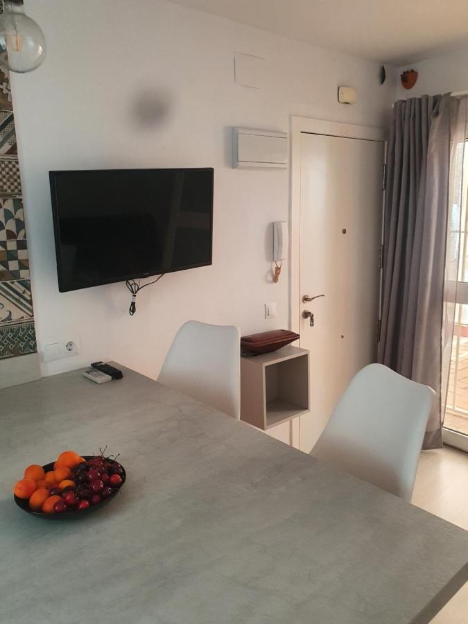 Beautiful Apartment With Terrace San Basilio Севиля Екстериор снимка