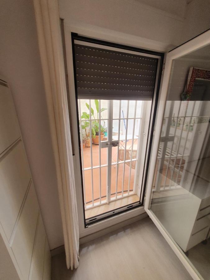 Beautiful Apartment With Terrace San Basilio Севиля Екстериор снимка