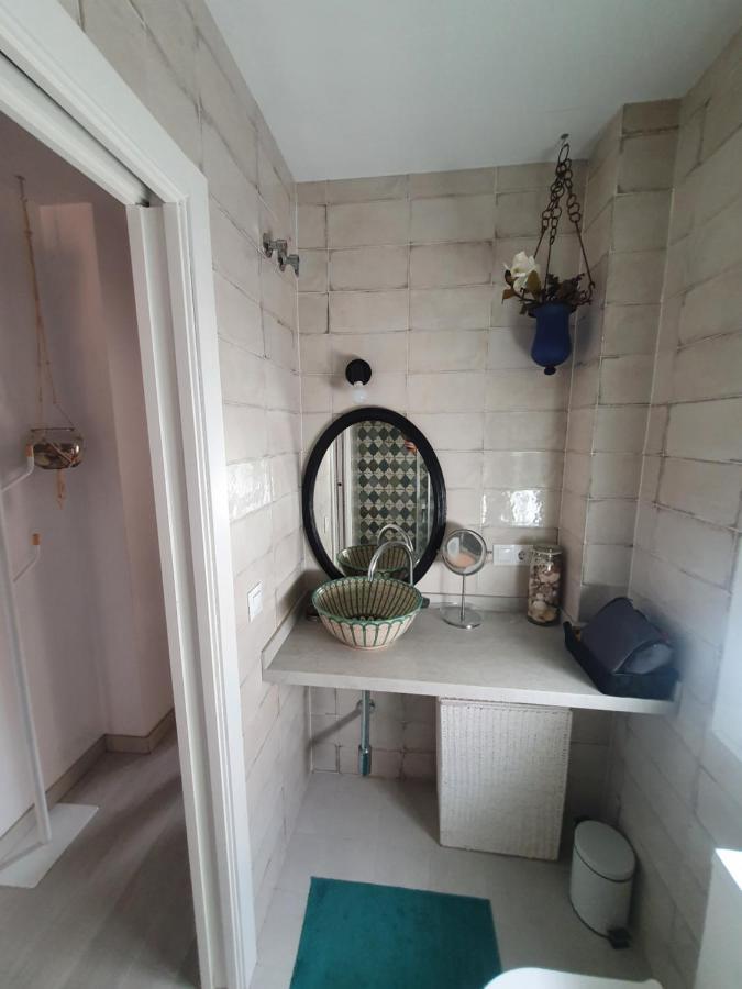 Beautiful Apartment With Terrace San Basilio Севиля Екстериор снимка